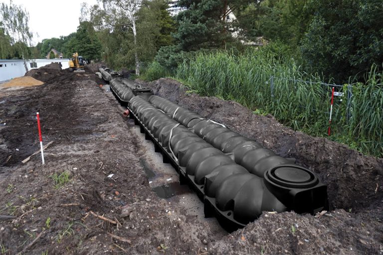 platte-kunststof-regenwaterput-20000-liter-ingegraven-2