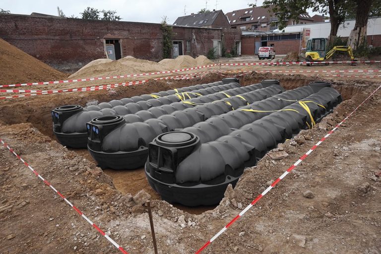 platte-kunststof-regenwaterput-20000-liter-ingegraven