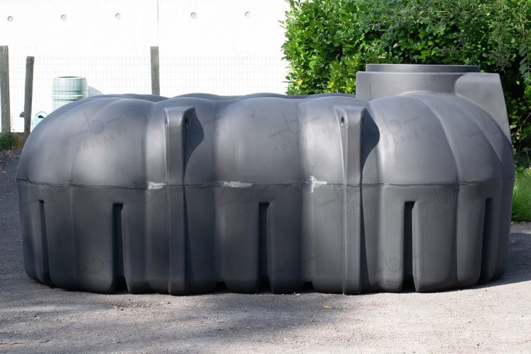 platte-kunststof-regenwaterput-7500-liter-zijaanzicht-2