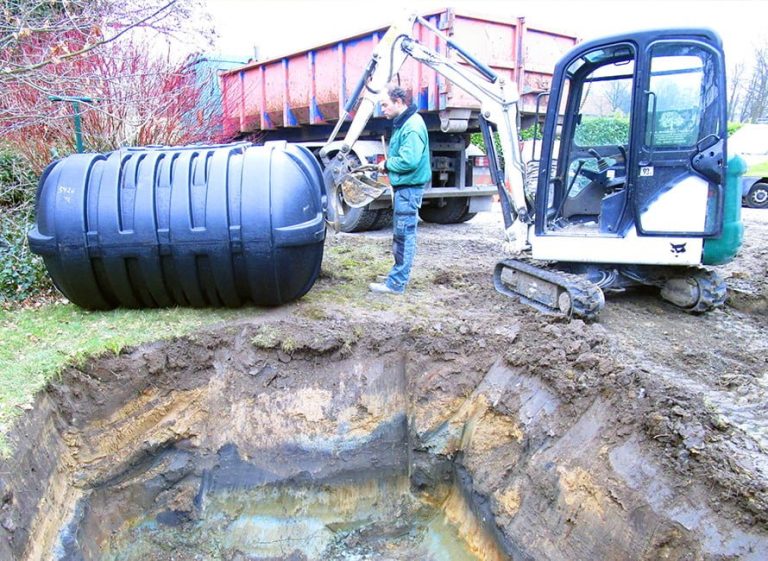 platte-kunststof-waterput-3500-liter-met-uitschuifbare-schacht-graafwerken-installatie